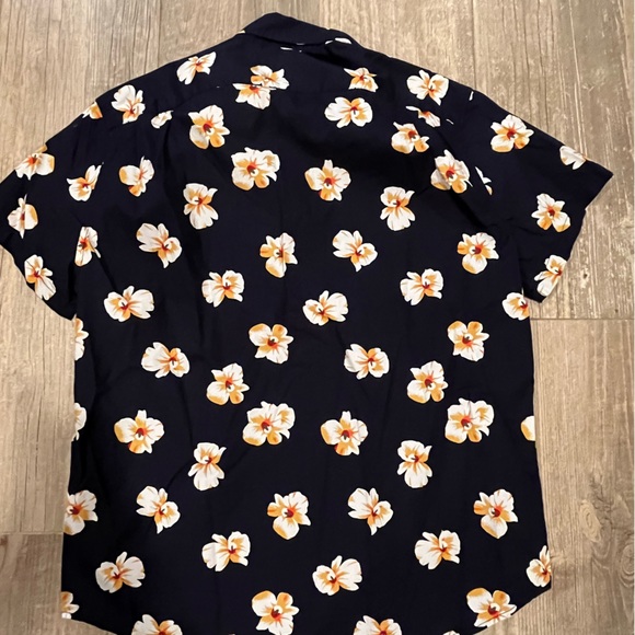 Jcrew button up - Picture 3 of 3